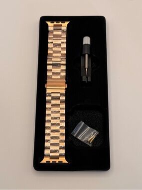 Apple Watch Stainless Steel Gold Braclet, 42/44/46, New